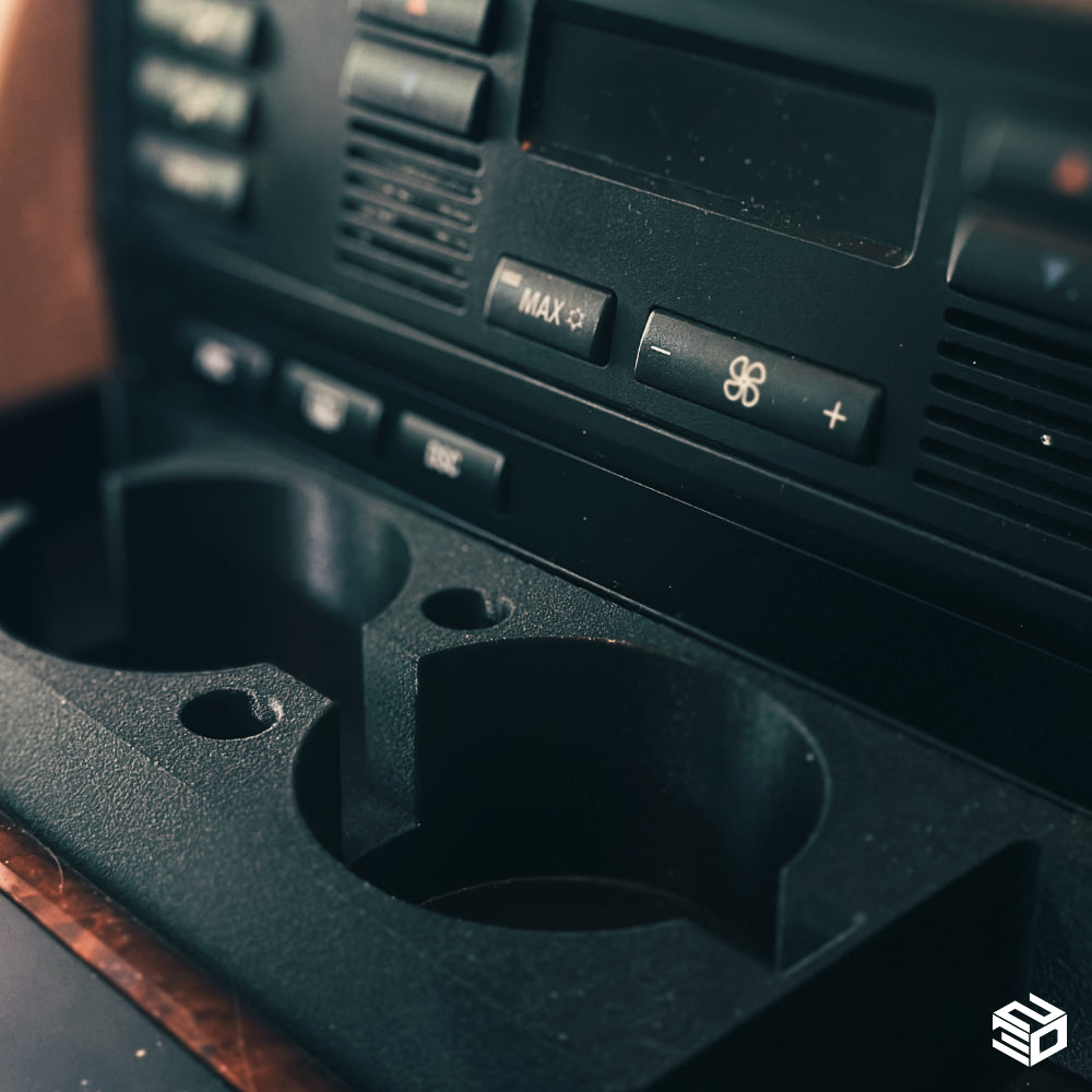 BMW Series 5 (E39) - ที่วางแก้วและช่องเก็บของ